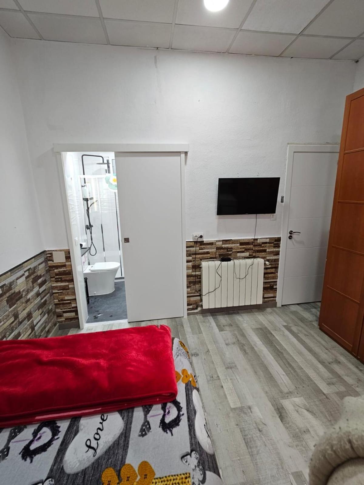 Habitacion Doble Con Bano Privado L'Hospitalet de Llobregat Kültér fotó